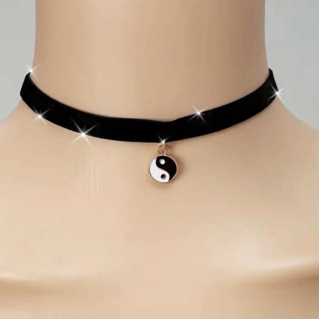 Choker 8$